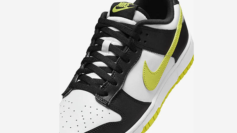 Nike Dunk Low Bright Cactus tongue area