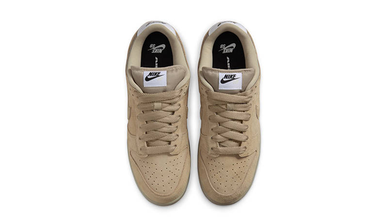 Nike SB Dunk Low Pro OG Premium Parachute Beige middle
