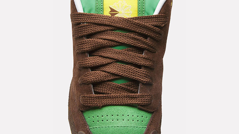 Reebok Club C Bulc Brush Brown Green lace area