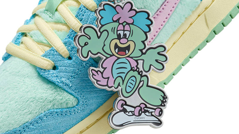 Verdy Visty x Nike SB Dunk Low PS Multi FZ7195-400 Detail