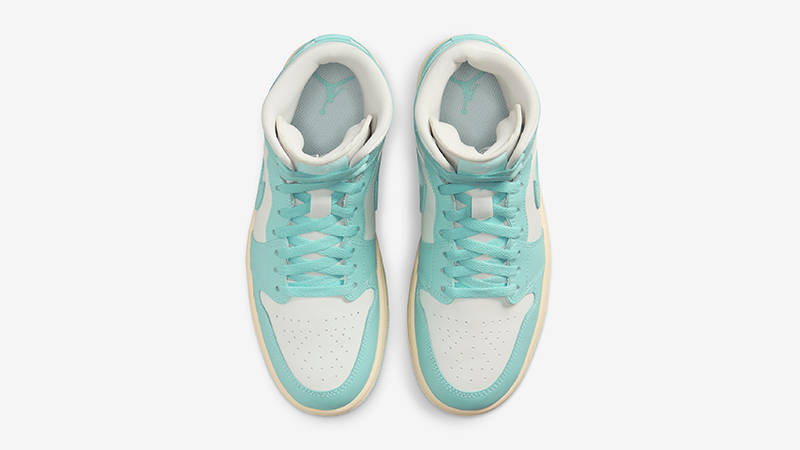 Air Jordan 1 Mid Light Dew BQ6472-132 Top
