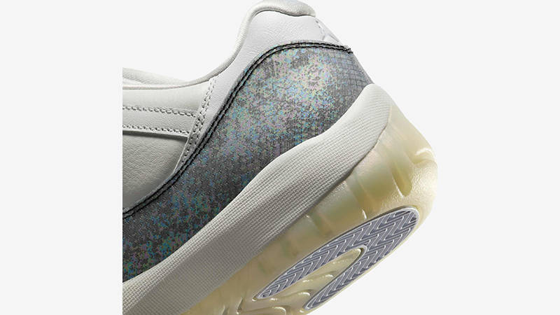 Air Jordan 11 Low CNY Year of the Snake heel