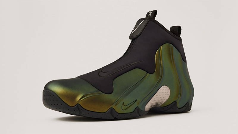 Nike Air Flightposite Metallic Gold front