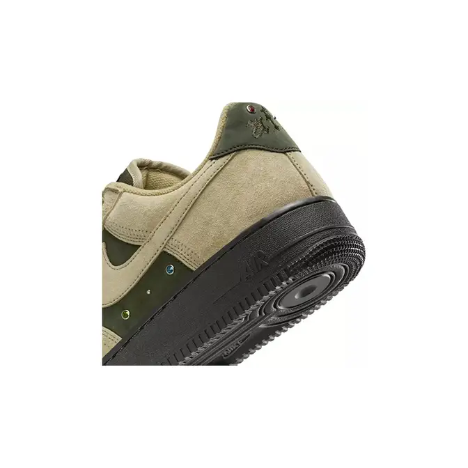 Nike Air Force 1 Low Dark Army Olive heel