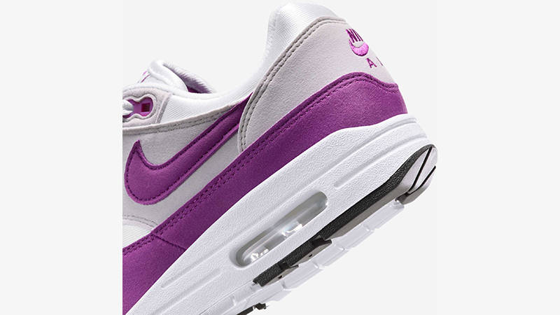 Low Bold Berry Nike Air Force Bold Tênis Nike Air Force Low Lakers