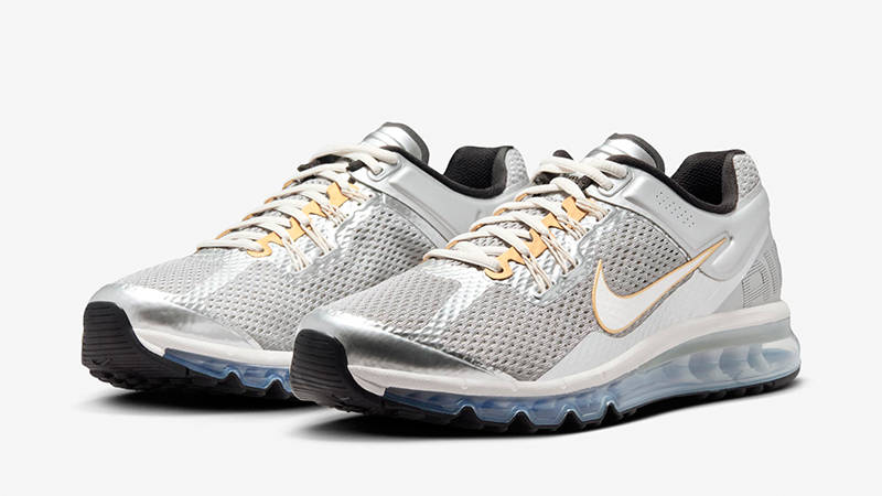 Nike Air Max 2013 Metallic Silver front