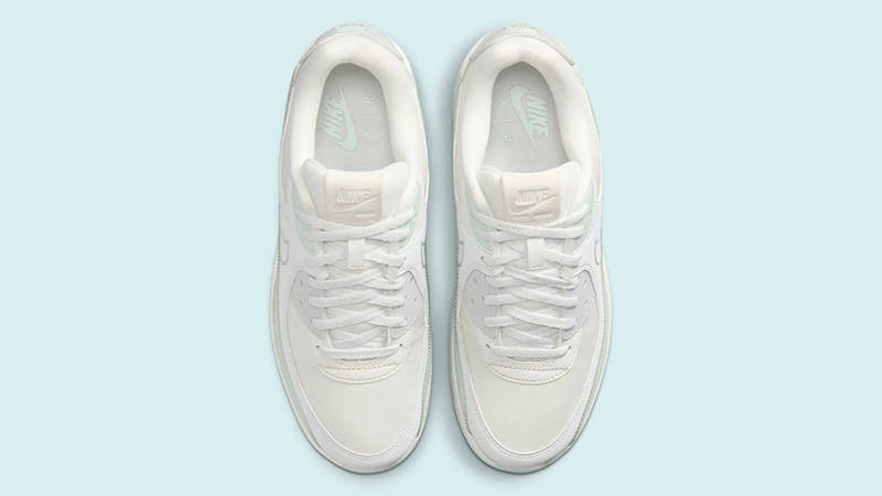 Nike Air Max 90 LV8 Candle White middle