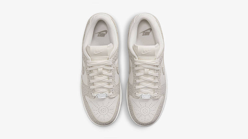 Nike Dunk Low Safari Phantom middle