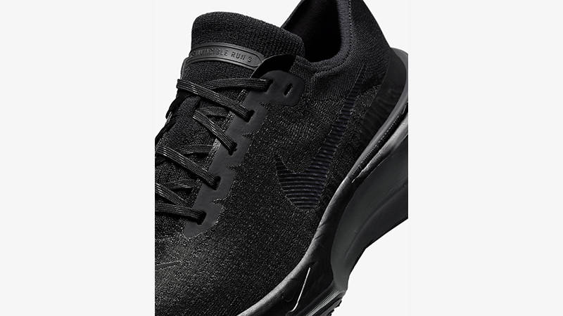 Nike Invincible 3 Black tongue