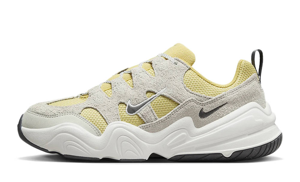 Nike Tech Hera Saturn Gold Light Bone DR9761-700