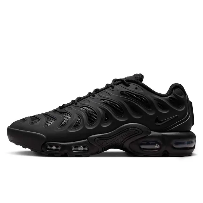 Nike tn triple black online