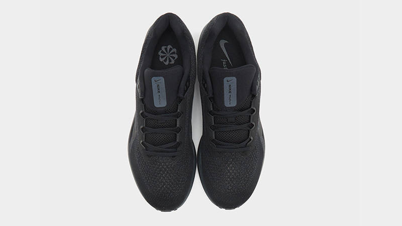 Nike Winflo 11 Triple Black middle