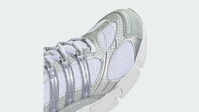 adidas Ozweego Silver Metallic IH0398 toeadidas Ozweego Silver Metallic IH0398 toe