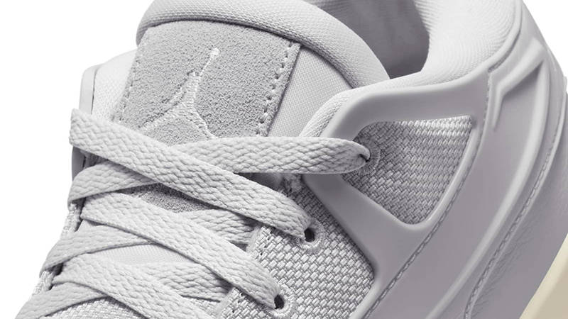 Air Jordan 4RM Neutral Grey FQ7940-001 Detail