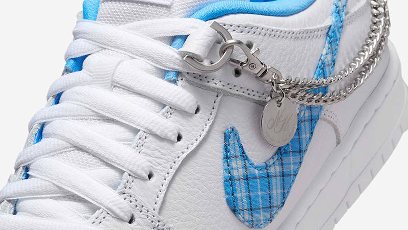 Nicole Hause x Nike SB Dunk Low White Blue FZ8802-100 Detail