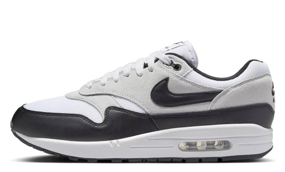 Black and white air max 1 best sale