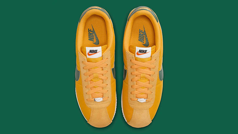 Nike Cortez Oregon Yellow DZ2795-702 middle