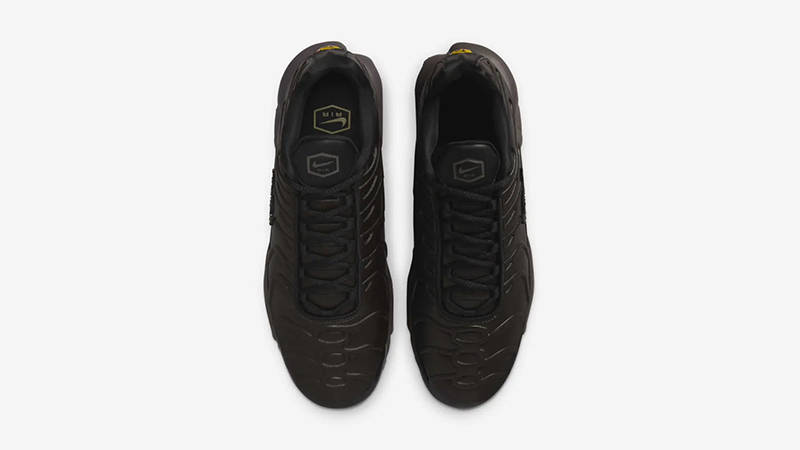 Nike TN Air Max Plus Premium Black Tea HJ4519-200 middle