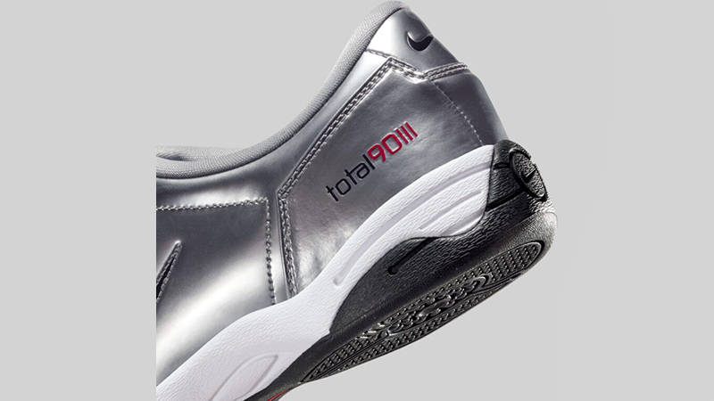 Nike Total 90 3 SP OG Metallic Silver heel