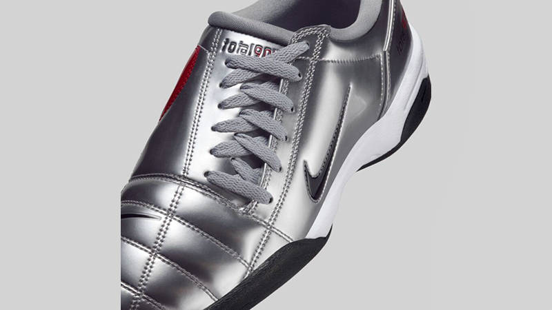 シューズ Nike Total 90 llic Silver and Black Nike Total 90 III Metallic Silver HJ9351-002