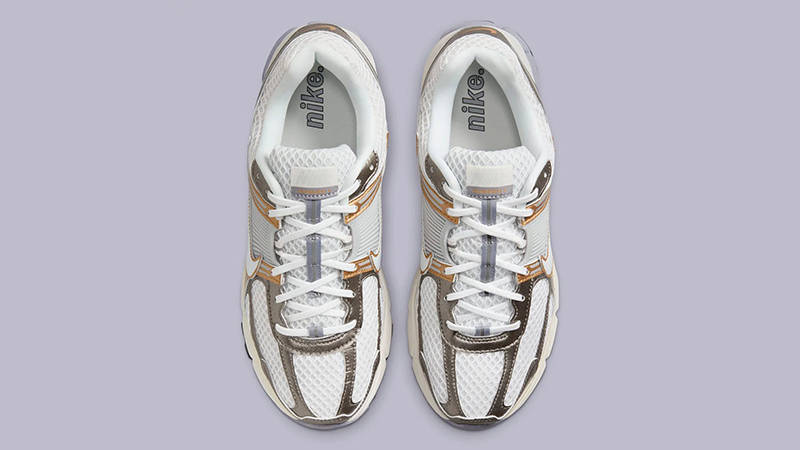 Nike Zoom Vomero 5 Metallic Pewter middle