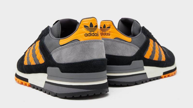 スックuk size? x adidas ZX 600