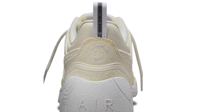 Travis Scott x Nike Zoom Field Jaxx SP Sail White HQ3061-100 Detail