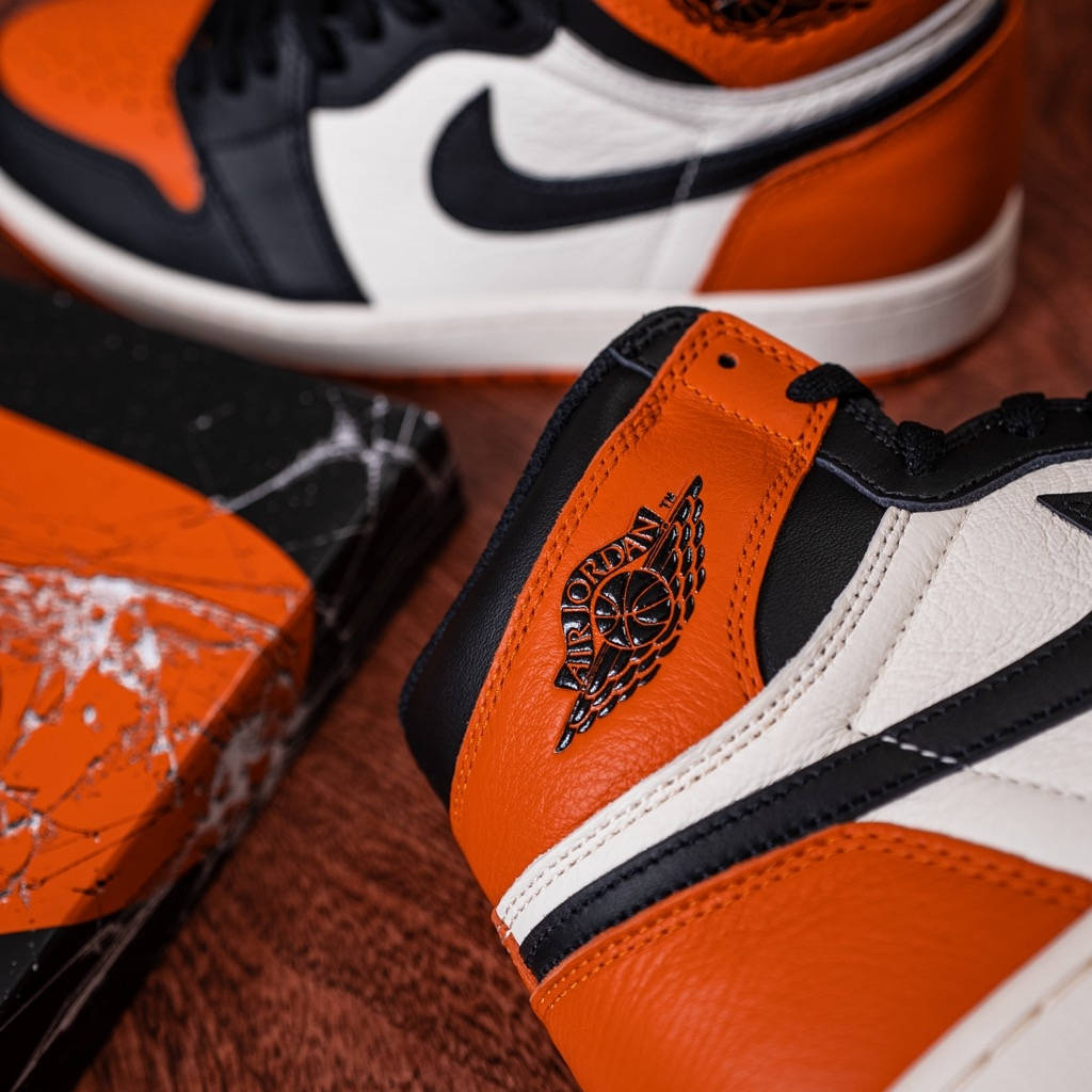 shattered backboard size 5.5