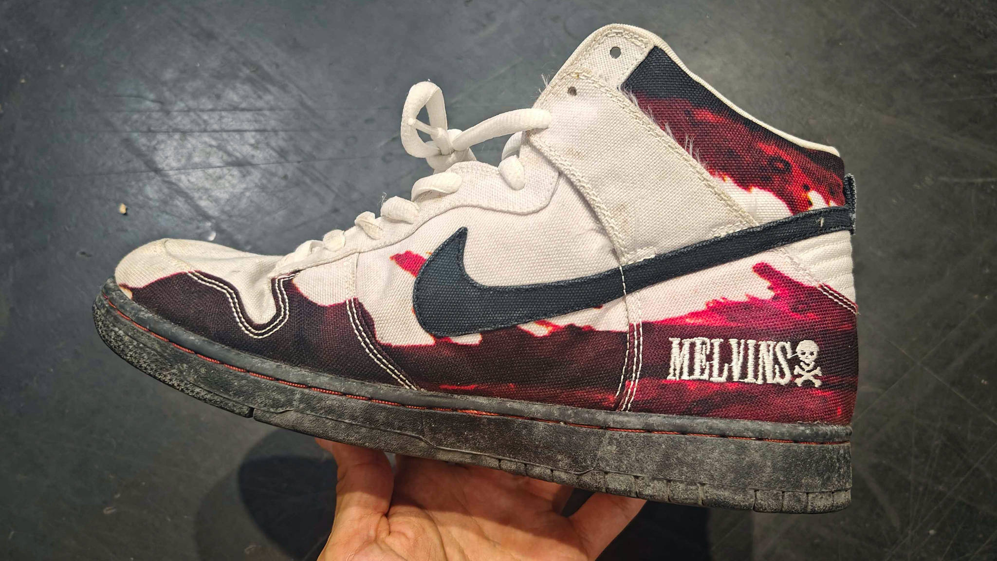 Best Sneakers Spotted At Crepe City Birmingham - Nike SB Dunk High “Melvins” White/Black (2005)