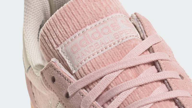 adidas Handball Spezial Sandy Pink Gum Closeup