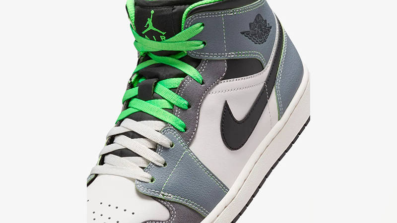 Air Jordan 1 Mid Casa 93 HQ3829-001 tongue