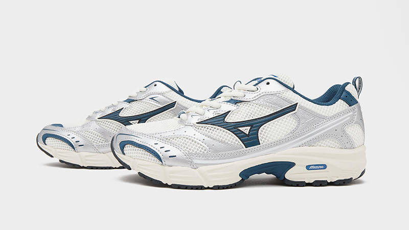 Mizuno MXR White Navy D1GA245102 front