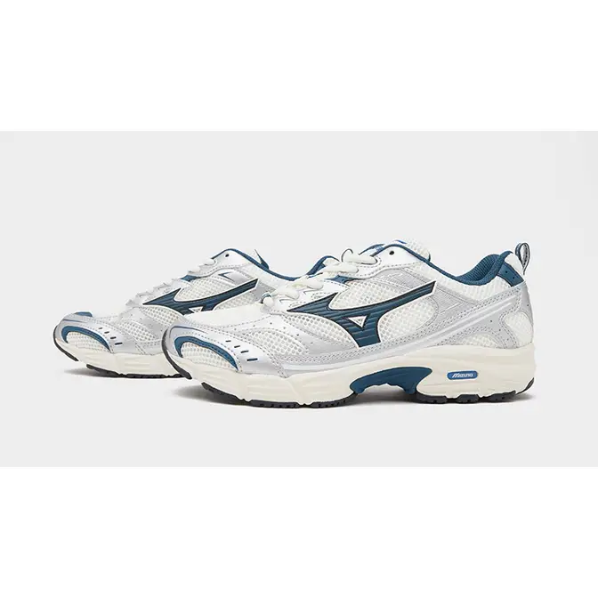 Mizuno MXR White Navy | D1GA245102 | The Sole Supplier