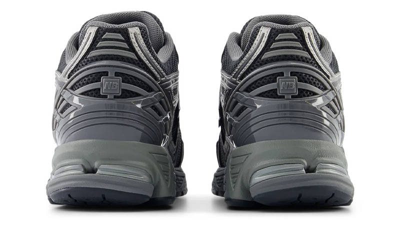 New Balance 1906 Black Silver Back