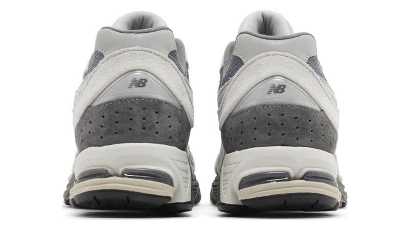 New Balance 2002R Raincloud Concrete