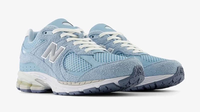 New Balance M2002 Sky Blue White front