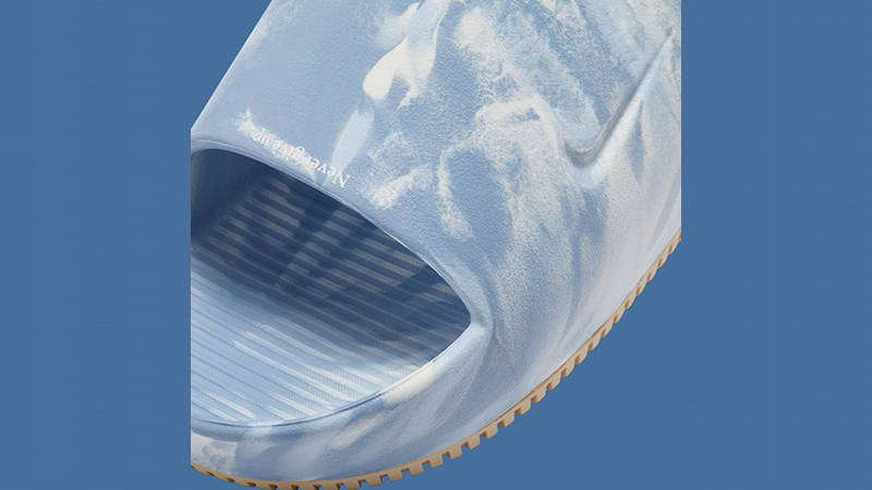 Nike Calm Slide Never Give Up HQ4917-441 toe