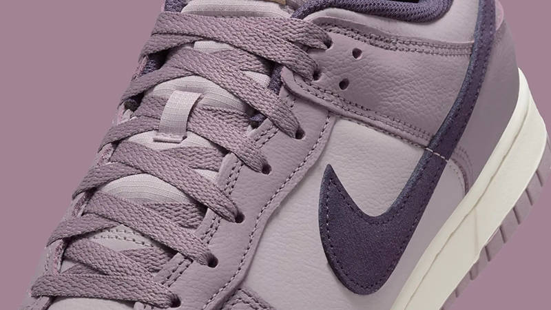 Nike Dunk Low Light Violet Ore HQ3642-202 Detail