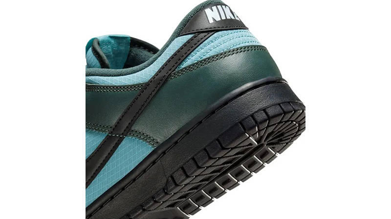 Nike Dunk Low Vintage Green Denim FZ3052-300 heel