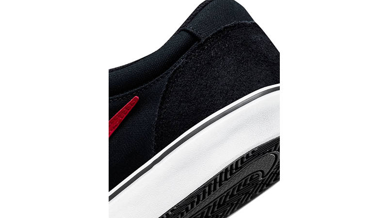 nike sb shane black bright crimson