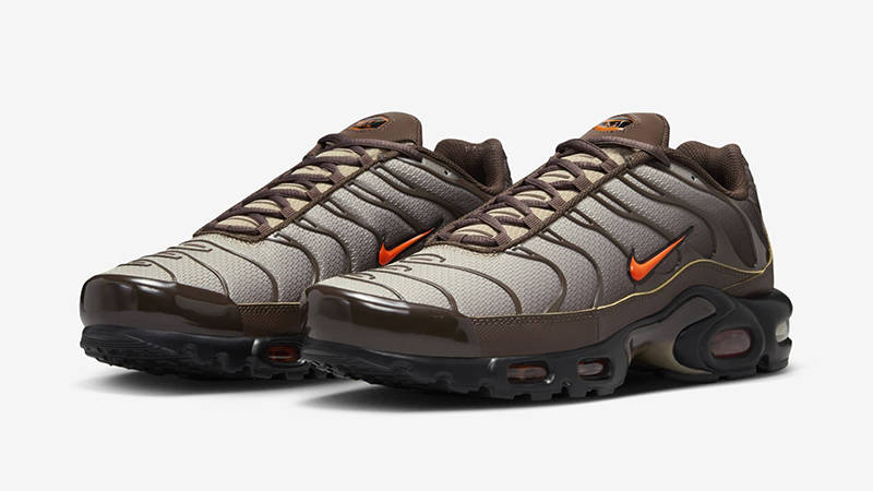 Nike TN Air Max Plus Baroque Brown Orange DM0032-200 front