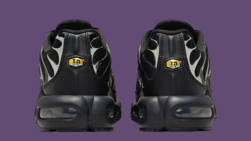 Nike TN Air Max Plus Black Metallic Silver HJ9743-001 BACK