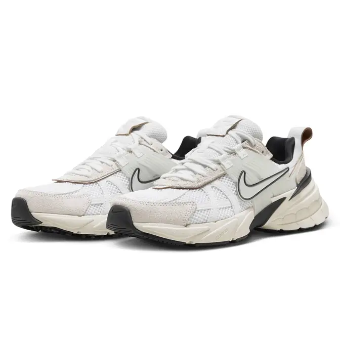 Nike V2K Run White Light Orewood Brown Front