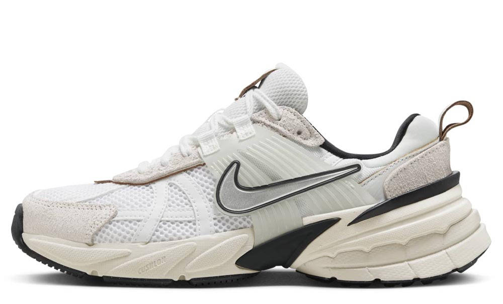 Nike V2K Run White Light Orewood Brown