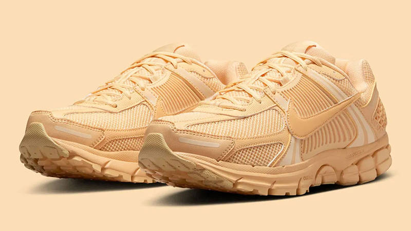 Nike Zoom Vomero 5 Celestial Gold HF5493-200 front