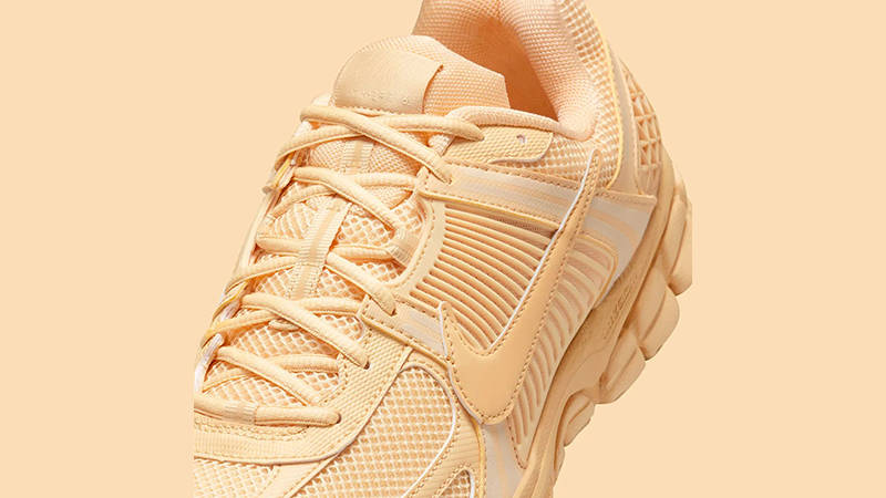 Nike Zoom Vomero 5 Celestial Gold HF5493-200 tongue