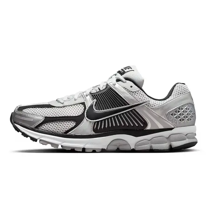 Nike Zoom Vomero 5 Metallic Silver Black FJ4151 004 The Sole Supplier