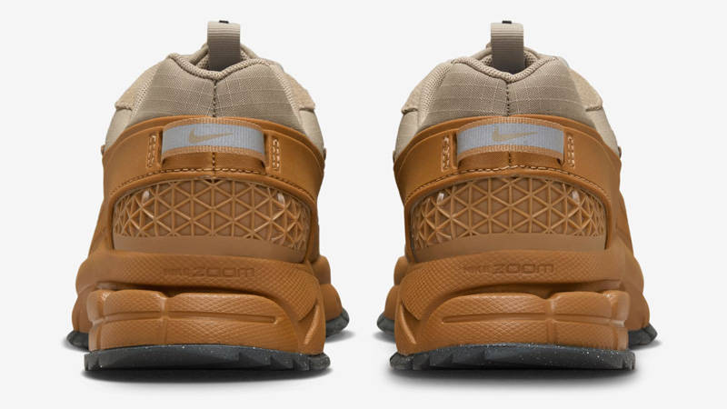 Nike Zoom Vomero 5 Roam Flax Back