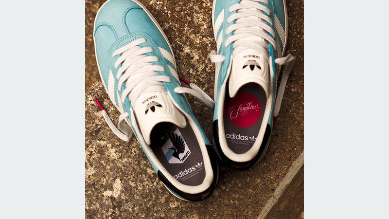 MNUFC x Familia adidas Gazelle ADV Blue White IH0522 from top