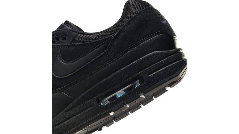 Nike Air Max 1 Triple Black FZ5808-006 heel